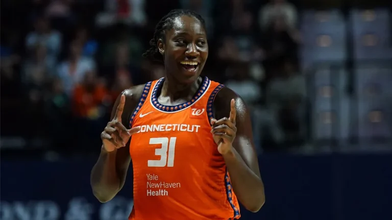 ¡Venta en la WNBA! Houston compró a las Connecticut Sun