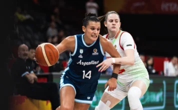 Argentina no pudo con Hungría y tendrá una última chance