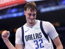 Cooper Flagg se quedó con el premio al rookie del año