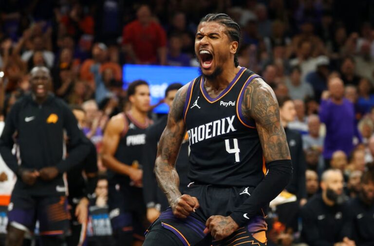 Phoenix venció a Golden State y se quedó con el último boleto a los Playoffs