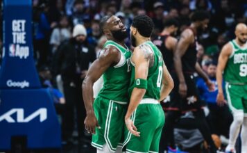 Boston piso fuerte en Philadelphia: récord y triunfo para acercarse a semis