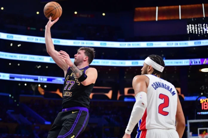 cade-cunningham-gets-edge-luka-01-01-26-scaled-1-1320x880