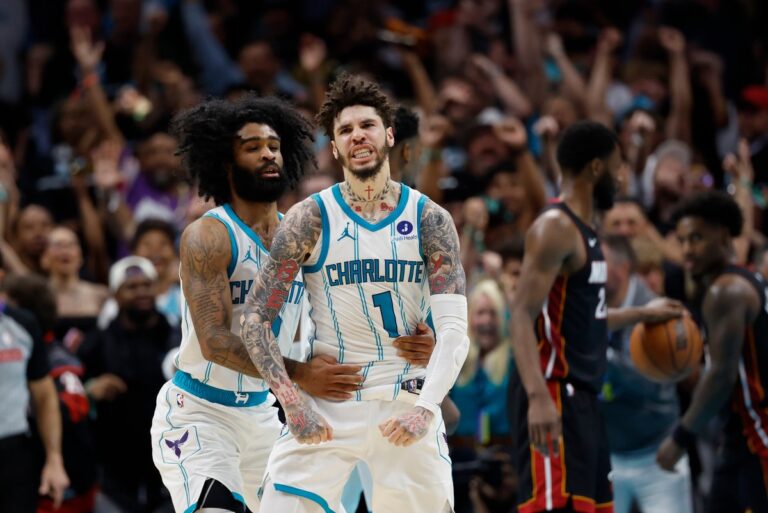 Noche de remontadas en el Play-In: Portland clasificó y Charlotte siguió con vida