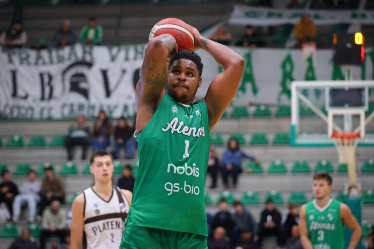 Atenas venció a Platense en un juego clave por la permanencia