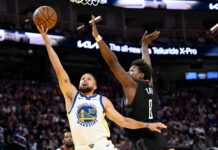 Los Rockets amargaron el regreso de Stephen Curry Curry lanza una ventaja ante la marca de Tate.