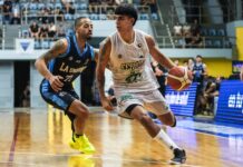 Un triple agónico clasificó a Ferro a la final