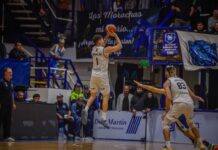 Regatas estiró su racha ganadora y se metió en cuartos de final