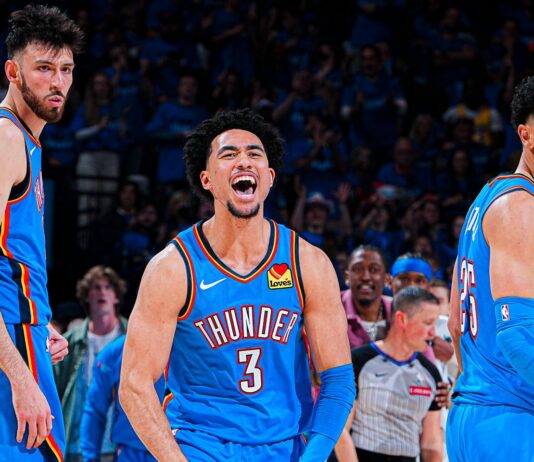 Pistons y Thunder ganaron los primeros juegos de sus series