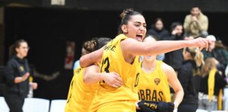 Obras dio el primer paso: venció a El Talar en el inicio de las semifinales