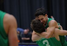 Atenas sacó adelante un partidazo y se quedó con el primer punto