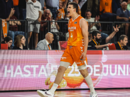 Valencia controló el Juego 2 y esta a un paso de las Finales