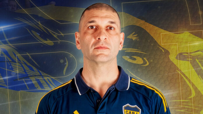 HOffynJW8AEeYa1 La presentación de Gabriel Fernández como nuevo entrenador de Boca.