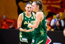 Australia amargó a Italia y se metió en cuartos