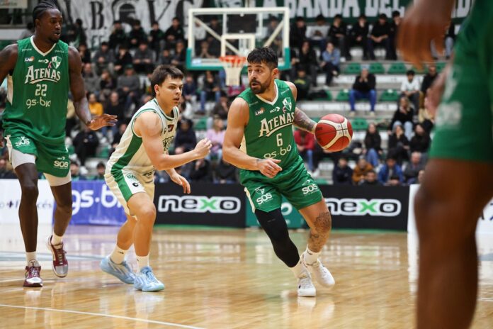 Atenas Ferro Atenas venció a Ferro con Balbi como figura