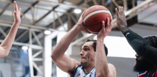 Oberá sumó su primer triunfo de la temporada
