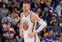 Los Warriors inician preocupados: Porzingis duda seguir jugando
